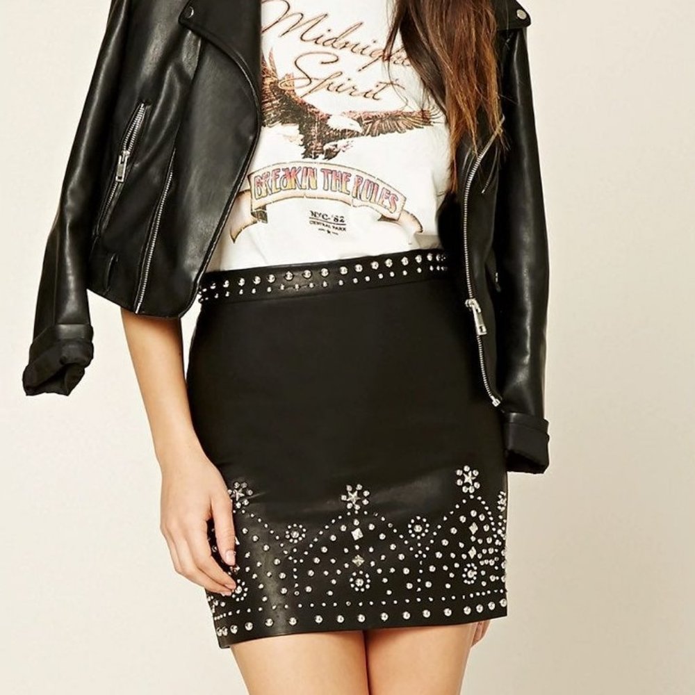 Forever 21 Faux Vegan Leather Black Studded Mini Skirt Size S